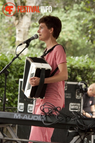 Sfeerfoto ZOOmeravond: Pearl Jozefzoon - 6/8 - Artis Amsterdam