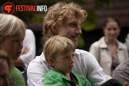 Sfeerfoto ZOOmeravond: Pearl Jozefzoon - 6/8 - Artis Amsterdam