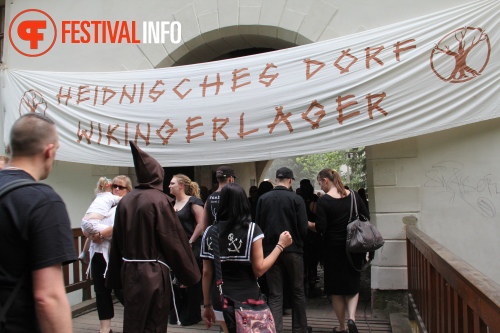 Sfeerfoto Wave-Gotik-Treffen - zondag 12 juni 2011