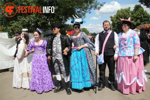 Sfeerfoto Wave-Gotik-Treffen - zondag 12 juni 2011
