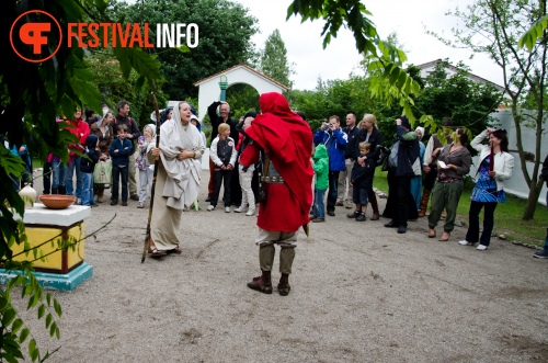 Sfeerfoto Archeon Midzomer Fair - zondag 19 juni 2011