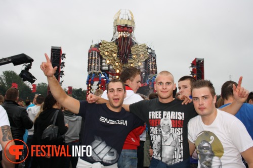 Sfeerfoto DefQon 1 - zaterdag 25 juni 2011