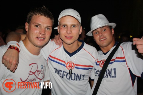 Sfeerfoto DefQon 1 - zaterdag 25 juni 2011