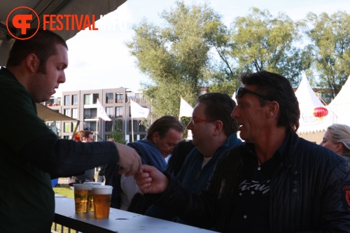 Sfeerfoto Drakenboot Festival Apeldoorn - vrijdag 24 juni 2011