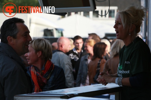 Sfeerfoto Drakenboot Festival Apeldoorn - vrijdag 24 juni 2011