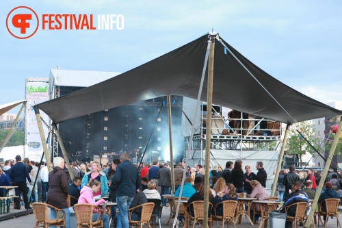 Sfeerfoto Drakenboot Festival Apeldoorn - vrijdag 24 juni 2011