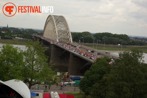 Sfeerfoto Vierdaagse Feesten - dinsdag 19 juli 2011