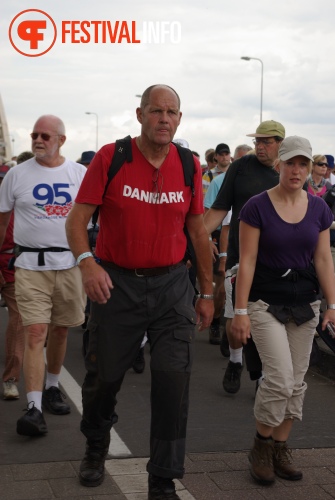 Sfeerfoto Vierdaagse Feesten - dinsdag 19 juli 2011