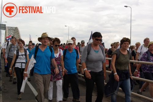 Sfeerfoto Vierdaagse Feesten - dinsdag 19 juli 2011