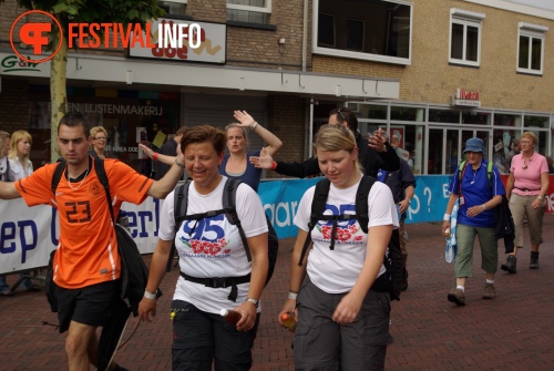 Sfeerfoto Vierdaagse Feesten - woensdag 20 juli 2011