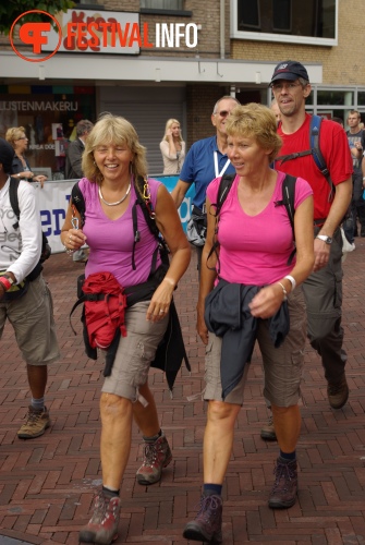 Sfeerfoto Vierdaagse Feesten - woensdag 20 juli 2011
