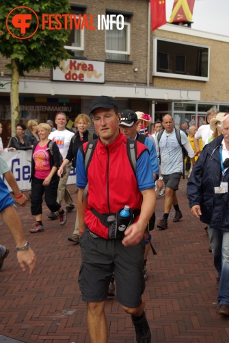 Sfeerfoto Vierdaagse Feesten - woensdag 20 juli 2011