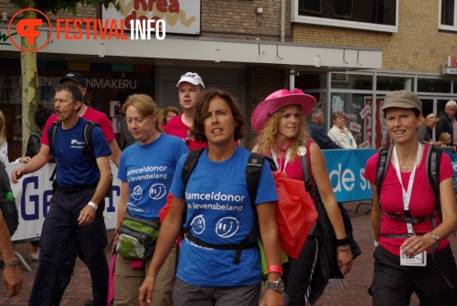 Sfeerfoto Vierdaagse Feesten - woensdag 20 juli 2011