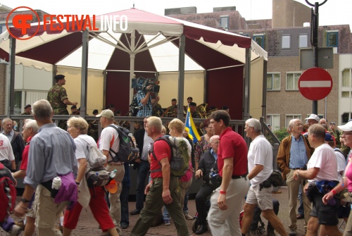 Sfeerfoto Vierdaagse Feesten - woensdag 20 juli 2011
