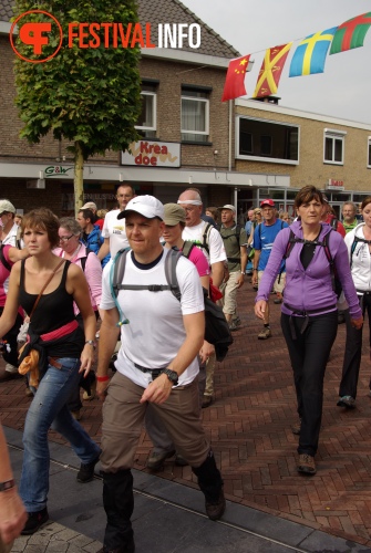 Sfeerfoto Vierdaagse Feesten - woensdag 20 juli 2011