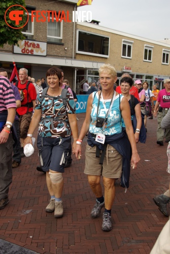 Sfeerfoto Vierdaagse Feesten - woensdag 20 juli 2011