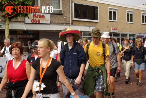 Sfeerfoto Vierdaagse Feesten - woensdag 20 juli 2011