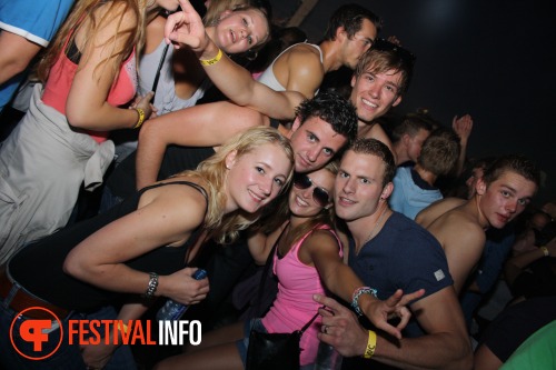 Sfeerfoto Free Festival: The Harder Styles - zaterdag 16 juli 2011
