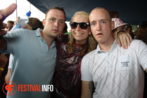 Sfeerfoto Free Festival: The Harder Styles - zaterdag 16 juli 2011