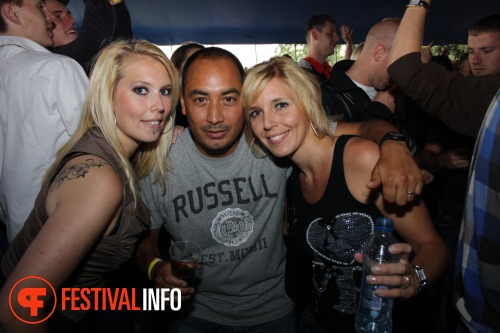 Sfeerfoto Free Festival: The Harder Styles - zaterdag 16 juli 2011