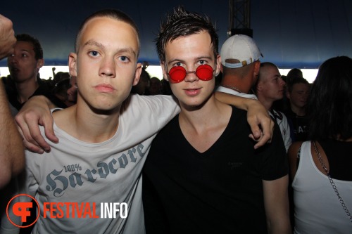 Sfeerfoto Free Festival: The Harder Styles - zaterdag 16 juli 2011