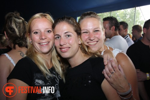 Sfeerfoto Free Festival: The Harder Styles - zaterdag 16 juli 2011