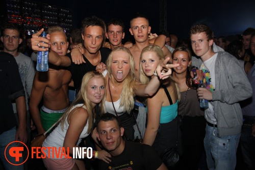 Sfeerfoto Free Festival: The Harder Styles - zaterdag 16 juli 2011