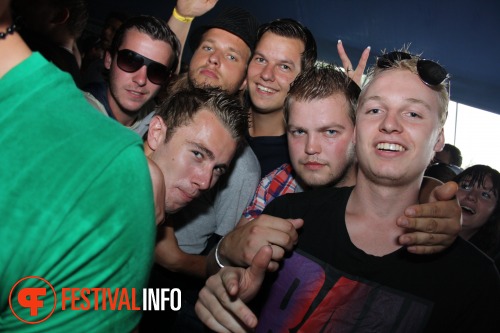 Sfeerfoto Free Festival: The Harder Styles - zaterdag 16 juli 2011