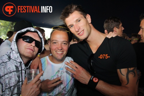 Sfeerfoto Free Festival: The Harder Styles - zaterdag 16 juli 2011