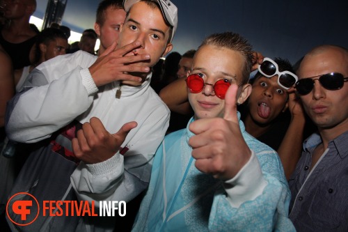 Sfeerfoto Free Festival: The Harder Styles - zaterdag 16 juli 2011
