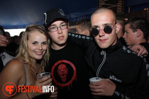 Sfeerfoto Free Festival: The Harder Styles - zaterdag 16 juli 2011