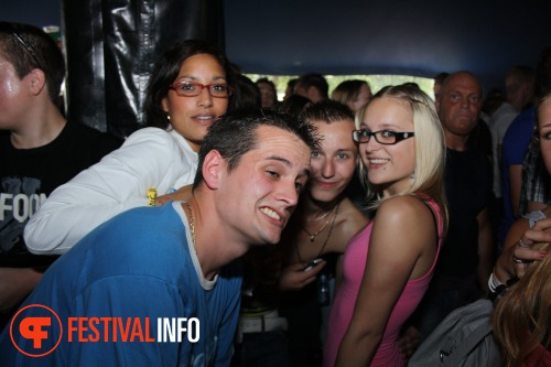 Sfeerfoto Free Festival: The Harder Styles - zaterdag 16 juli 2011
