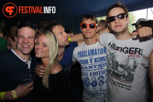 Sfeerfoto Free Festival: The Harder Styles - zaterdag 16 juli 2011
