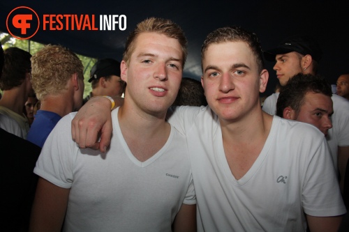 Sfeerfoto Free Festival: The Harder Styles - zaterdag 16 juli 2011