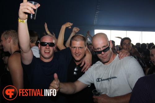 Sfeerfoto Free Festival: The Harder Styles - zaterdag 16 juli 2011