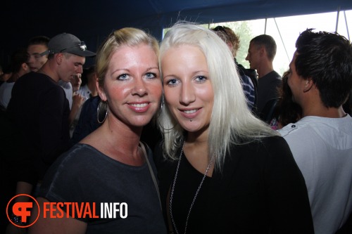 Sfeerfoto Free Festival: The Harder Styles - zaterdag 16 juli 2011