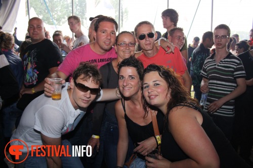 Sfeerfoto Free Festival: The Harder Styles - zaterdag 16 juli 2011