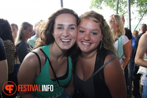 Sfeerfoto Free Festival: The Harder Styles - zaterdag 16 juli 2011