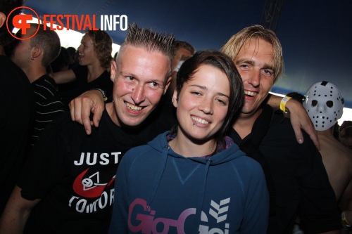 Sfeerfoto Free Festival: The Harder Styles - zaterdag 16 juli 2011