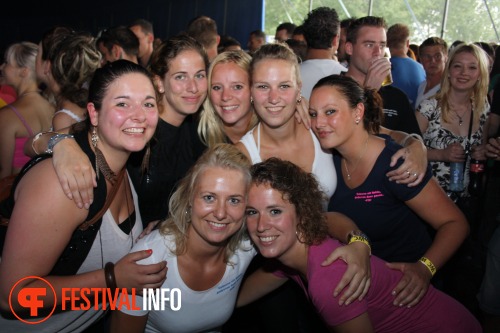 Sfeerfoto Free Festival: The Harder Styles - zaterdag 16 juli 2011