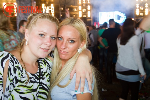 Sfeerfoto Dance Valley - zaterdag 6 augustus 2011