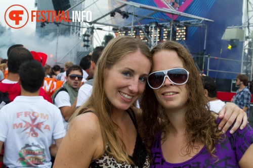 Sfeerfoto Dance Valley - zaterdag 6 augustus 2011