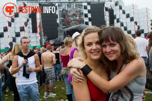 Sfeerfoto Dance Valley - zaterdag 6 augustus 2011