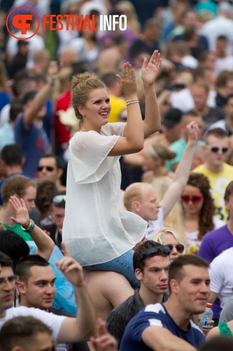 Sfeerfoto Dance Valley - zaterdag 6 augustus 2011