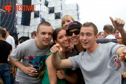 Sfeerfoto Dance Valley - zaterdag 6 augustus 2011