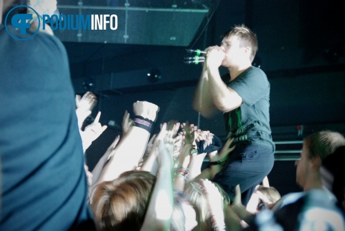Sfeerfoto Enter Shikari - 3/10 - 013