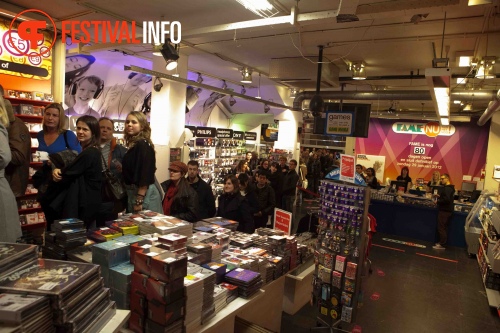 Sfeerfoto Snow Patrol Signeersessie - 10/11 - FAME Megastore