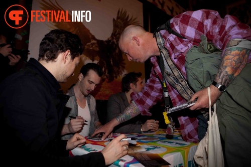 Sfeerfoto Snow Patrol Signeersessie - 10/11 - FAME Megastore