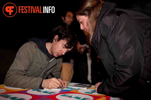 Sfeerfoto Snow Patrol Signeersessie - 10/11 - FAME Megastore