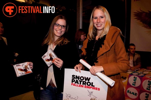 Sfeerfoto Snow Patrol Signeersessie - 10/11 - FAME Megastore